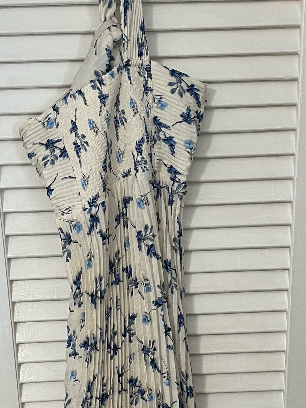 Cream and Blue Floral One-Shoulder Maxi Dress - Picture 4 of 5